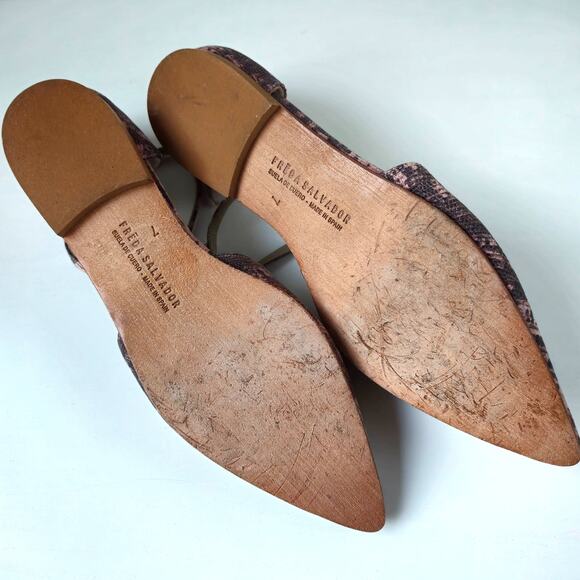 Freda Salvador Tulip Flat Ankle Strap Pointed Toe Flats in Nude Snake Size 7 - Picture 6 of 13